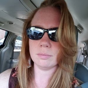 Meet your Posher, Delisa